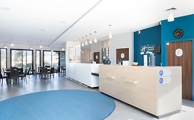 Holiday Inn Express - Marseille Airport By Ihg